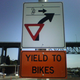 Illustration for article titled Americas 10 Most Confusing Traffic Signs